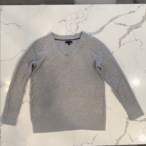 Tommy Hilfiger Light Gray V-Neck Sweater